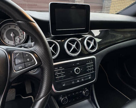 Черный Мерседес ЦЛА-класс, объемом двигателя 1.99 л и пробегом 148 тыс. км за 15500 $, фото 17 на Automoto.ua