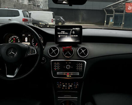 Чорний Мерседес ЦЛА-клас, об'ємом двигуна 1.99 л та пробігом 127 тис. км за 18500 $, фото 25 на Automoto.ua