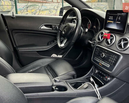 Черный Мерседес ЦЛА-класс, объемом двигателя 1.99 л и пробегом 124 тыс. км за 17500 $, фото 32 на Automoto.ua