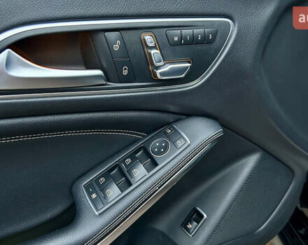 Чорний Мерседес ЦЛА-клас, об'ємом двигуна 1.99 л та пробігом 127 тис. км за 18500 $, фото 18 на Automoto.ua