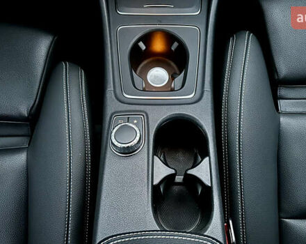 Чорний Мерседес ЦЛА-клас, об'ємом двигуна 1.99 л та пробігом 127 тис. км за 18500 $, фото 29 на Automoto.ua