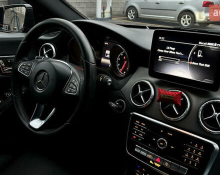 Чорний Мерседес ЦЛА-клас, об'ємом двигуна 1.99 л та пробігом 127 тис. км за 18500 $, фото 26 на Automoto.ua