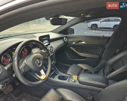 Чорний Мерседес ЦЛА-клас, об'ємом двигуна 1.99 л та пробігом 136 тис. км за 16700 $, фото 18 на Automoto.ua