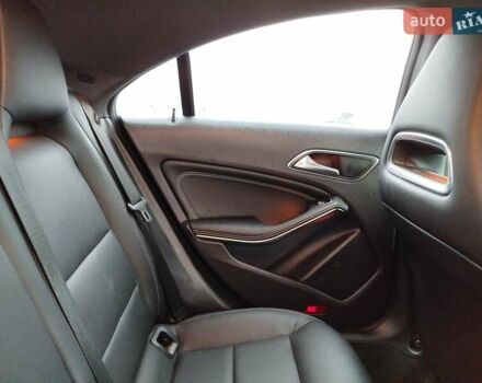 Черный Мерседес ЦЛА-класс, объемом двигателя 2 л и пробегом 158 тыс. км за 17500 $, фото 19 на Automoto.ua