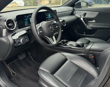 Чорний Мерседес ЦЛА-клас, об'ємом двигуна 1.99 л та пробігом 123 тис. км за 26990 $, фото 8 на Automoto.ua