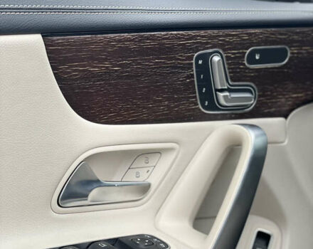 Черный Мерседес ЦЛА-класс, объемом двигателя 2 л и пробегом 30 тыс. км за 31500 $, фото 9 на Automoto.ua