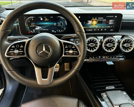 Черный Мерседес ЦЛА-класс, объемом двигателя 1.95 л и пробегом 194 тыс. км за 28500 $, фото 27 на Automoto.ua