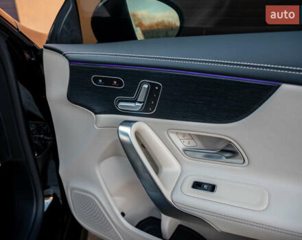 Черный Мерседес ЦЛА-класс, объемом двигателя 1.99 л и пробегом 55 тыс. км за 27700 $, фото 55 на Automoto.ua