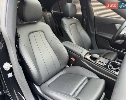 Черный Мерседес ЦЛА-класс, объемом двигателя 2 л и пробегом 71 тыс. км за 28900 $, фото 35 на Automoto.ua