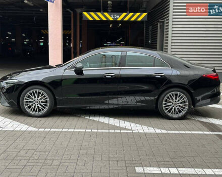 Чорний Мерседес ЦЛА-клас, об'ємом двигуна 2 л та пробігом 11 тис. км за 41000 $, фото 4 на Automoto.ua