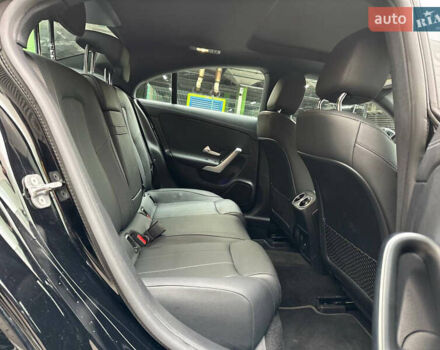 Чорний Мерседес ЦЛА-клас, об'ємом двигуна 2 л та пробігом 11 тис. км за 41000 $, фото 17 на Automoto.ua