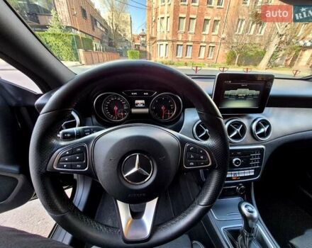 Чорний Мерседес ЦЛА-клас, об'ємом двигуна 2.14 л та пробігом 164 тис. км за 15500 $, фото 17 на Automoto.ua