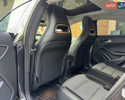 Фиолетовый Мерседес ЦЛА-класс, объемом двигателя 1.8 л и пробегом 250 тыс. км за 14850 $, фото 20 на Automoto.ua