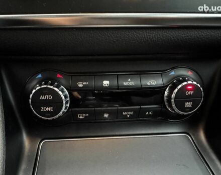 Красный Мерседес ЦЛА-класс, объемом двигателя 2 л и пробегом 128 тыс. км за 17490 $, фото 22 на Automoto.ua