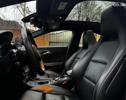 Красный Мерседес ЦЛА-класс, объемом двигателя 2 л и пробегом 128 тыс. км за 17490 $, фото 23 на Automoto.ua