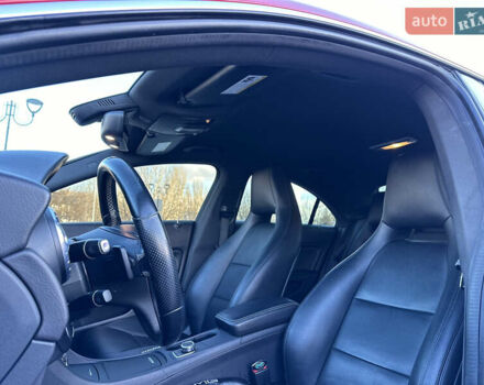 Красный Мерседес ЦЛА-класс, объемом двигателя 2 л и пробегом 160 тыс. км за 15200 $, фото 24 на Automoto.ua