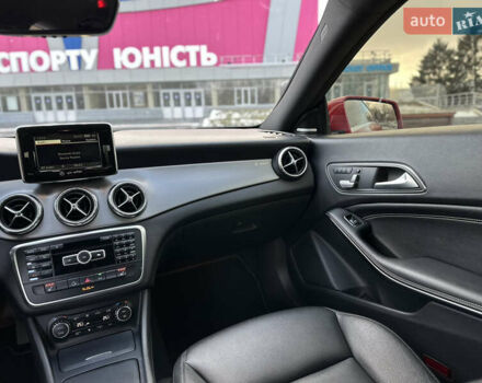 Красный Мерседес ЦЛА-класс, объемом двигателя 2 л и пробегом 160 тыс. км за 15200 $, фото 30 на Automoto.ua