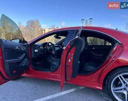 Красный Мерседес ЦЛА-класс, объемом двигателя 2 л и пробегом 160 тыс. км за 15200 $, фото 17 на Automoto.ua