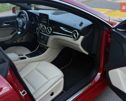 Красный Мерседес ЦЛА-класс, объемом двигателя 1.99 л и пробегом 138 тыс. км за 14800 $, фото 54 на Automoto.ua