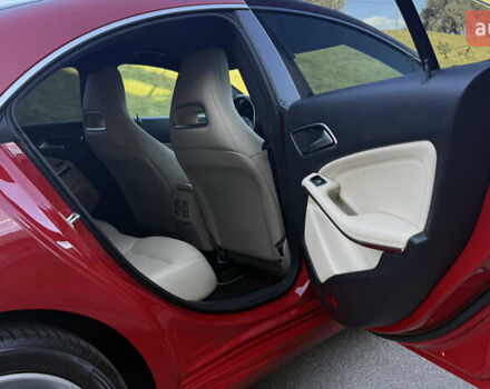 Красный Мерседес ЦЛА-класс, объемом двигателя 1.99 л и пробегом 138 тыс. км за 14800 $, фото 58 на Automoto.ua