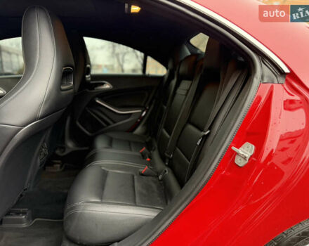 Красный Мерседес ЦЛА-класс, объемом двигателя 2 л и пробегом 109 тыс. км за 12750 $, фото 28 на Automoto.ua