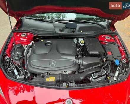 Червоний Мерседес ЦЛА-клас, об'ємом двигуна 1.99 л та пробігом 197 тис. км за 18500 $, фото 25 на Automoto.ua