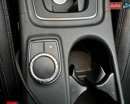 Красный Мерседес ЦЛА-класс, объемом двигателя 2 л и пробегом 128 тыс. км за 17490 $, фото 22 на Automoto.ua