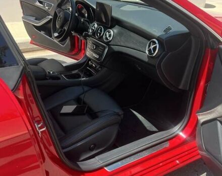 Червоний Мерседес ЦЛА-клас, об'ємом двигуна 2 л та пробігом 140 тис. км за 16000 $, фото 6 на Automoto.ua