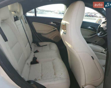 Мерседес ЦЛА-класс, объемом двигателя 2 л и пробегом 160 тыс. км за 8900 $, фото 13 на Automoto.ua