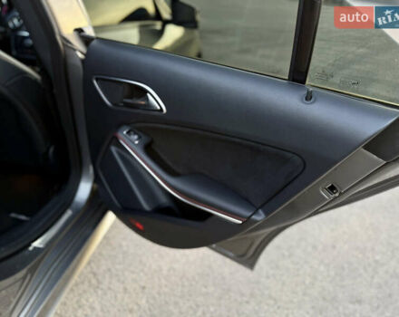 Серый Мерседес ЦЛА-класс, объемом двигателя 1.6 л и пробегом 200 тыс. км за 15300 $, фото 34 на Automoto.ua