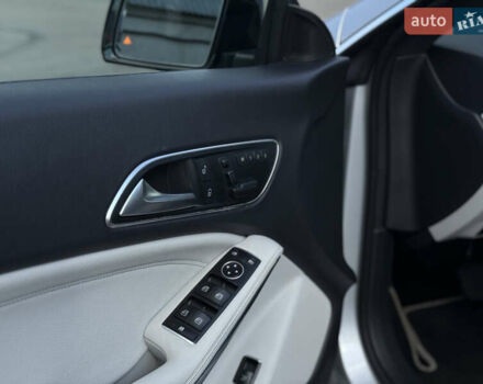 Серый Мерседес ЦЛА-класс, объемом двигателя 1.99 л и пробегом 127 тыс. км за 14800 $, фото 9 на Automoto.ua