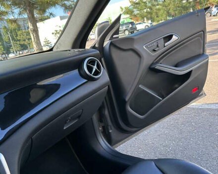 Серый Мерседес ЦЛА-класс, объемом двигателя 2 л и пробегом 140 тыс. км за 17500 $, фото 20 на Automoto.ua