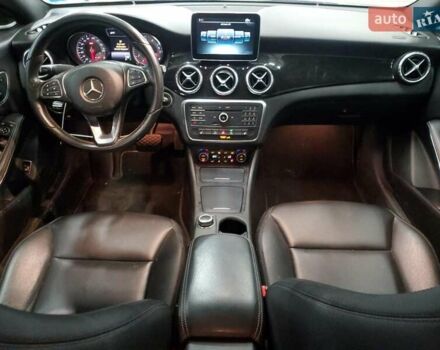 Сірий Мерседес ЦЛА-клас, об'ємом двигуна 1.99 л та пробігом 92 тис. км за 2000 $, фото 7 на Automoto.ua