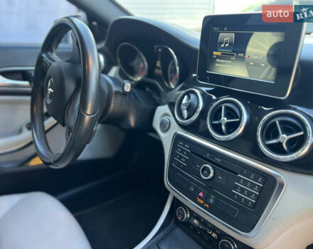 Серый Мерседес ЦЛА-класс, объемом двигателя 1.99 л и пробегом 160 тыс. км за 17200 $, фото 13 на Automoto.ua