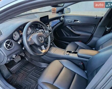 Мерседес ЦЛА-класс 2015 в Косове на Automoto.ua Серый Мерседес ЦЛА-класс, объемом двигателя 1.99 л и пробегом 157 тыс. км за 14500 $, фото 9 на Automoto.ua