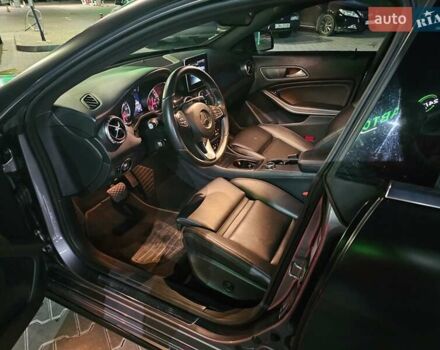 Серый Мерседес ЦЛА-класс, объемом двигателя 1.99 л и пробегом 118 тыс. км за 16000 $, фото 25 на Automoto.ua