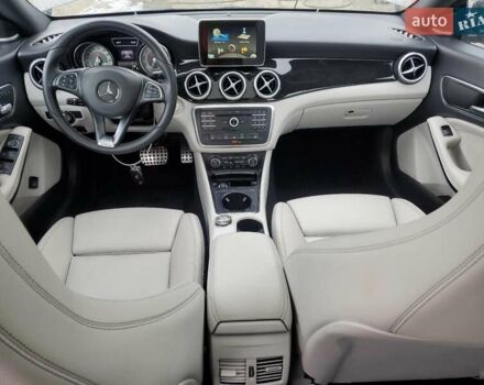 Серый Мерседес ЦЛА-класс, объемом двигателя 2 л и пробегом 96 тыс. км за 2900 $, фото 7 на Automoto.ua