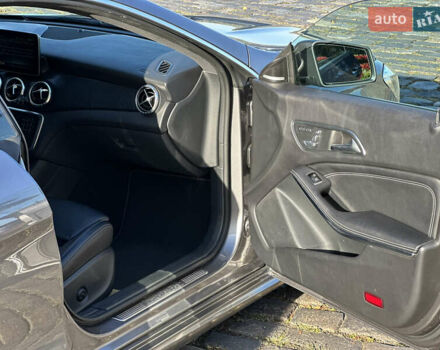 Серый Мерседес ЦЛА-класс, объемом двигателя 2 л и пробегом 125 тыс. км за 21000 $, фото 13 на Automoto.ua