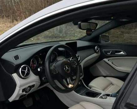 Серый Мерседес ЦЛА-класс, объемом двигателя 2 л и пробегом 183 тыс. км за 14000 $, фото 4 на Automoto.ua