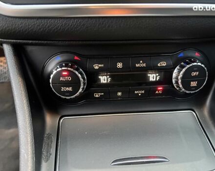 Сірий Мерседес ЦЛА-клас, об'ємом двигуна 2 л та пробігом 141 тис. км за 16500 $, фото 25 на Automoto.ua