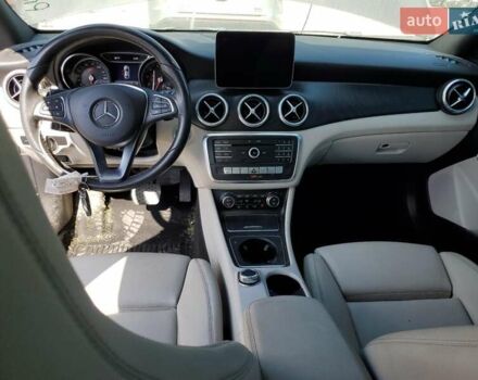 Сірий Мерседес ЦЛА-клас, об'ємом двигуна 1.99 л та пробігом 147 тис. км за 2300 $, фото 7 на Automoto.ua