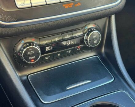 Серый Мерседес ЦЛА-класс, объемом двигателя 2 л и пробегом 50 тыс. км за 9000 $, фото 11 на Automoto.ua