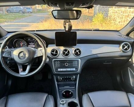 Сірий Мерседес ЦЛА-клас, об'ємом двигуна 1.99 л та пробігом 188 тис. км за 21500 $, фото 12 на Automoto.ua