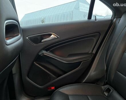 Сірий Мерседес ЦЛА-клас, об'ємом двигуна 2 л та пробігом 141 тис. км за 16500 $, фото 38 на Automoto.ua