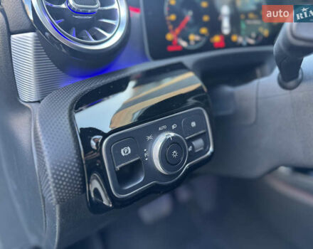 Мерседес ЦЛА-класс 2019 в Черновцах на Automoto.ua Серый Мерседес ЦЛА-класс, объемом двигателя 2 л и пробегом 95 тыс. км за 28000 $, фото 17 на Automoto.ua