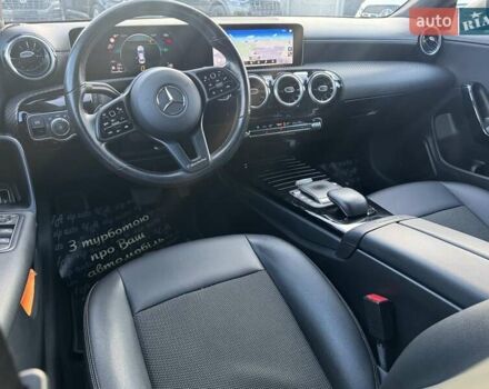 Сірий Мерседес ЦЛА-клас, об'ємом двигуна 1.46 л та пробігом 246 тис. км за 21900 $, фото 24 на Automoto.ua