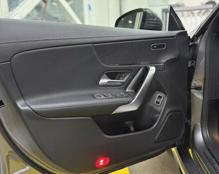 Серый Мерседес ЦЛА-класс, объемом двигателя 2 л и пробегом 18 тыс. км за 43500 $, фото 19 на Automoto.ua