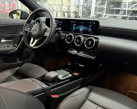 Серый Мерседес ЦЛА-класс, объемом двигателя 2 л и пробегом 18 тыс. км за 43500 $, фото 2 на Automoto.ua