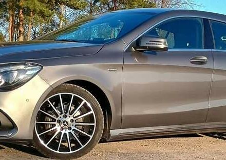Серый Мерседес ЦЛА-класс, объемом двигателя 2.2 л и пробегом 190 тыс. км за 15800 $, фото 9 на Automoto.ua
