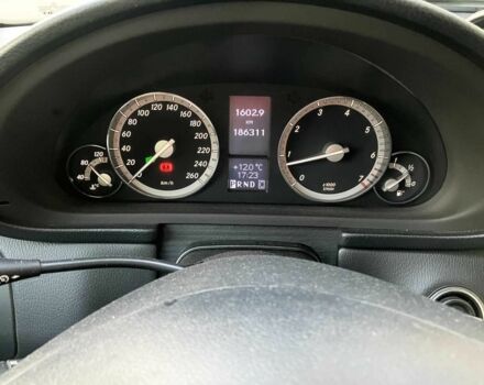 Чорний Мерседес ЦЛЦ 200, об'ємом двигуна 1.8 л та пробігом 186 тис. км за 10100 $, фото 3 на Automoto.ua